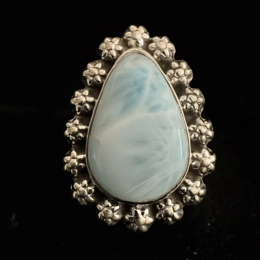 Elegant sterling Silver and genuine Blue larimar Teardrop‎ Ring